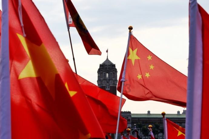 谈恋爱发朋友圈会显得矫情吗？游戏画面